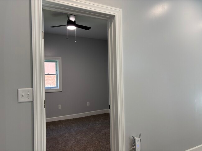 Building Photo - 239 West Ave