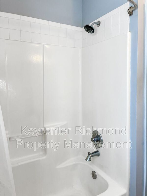 Building Photo - 10292 Wanchese Way