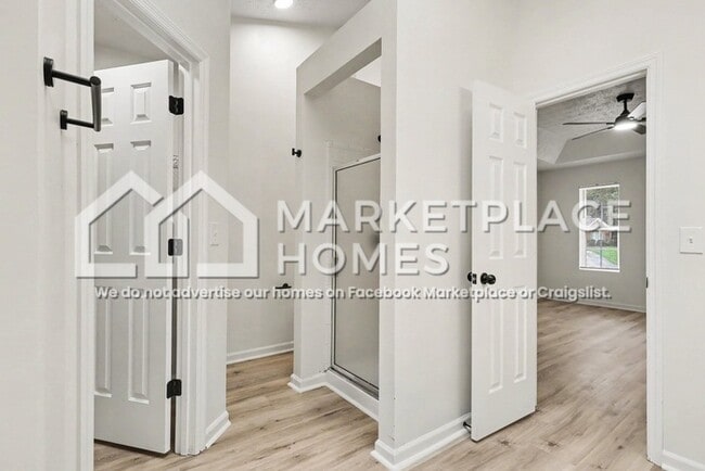 Building Photo - 7179 Fair Harbor Way