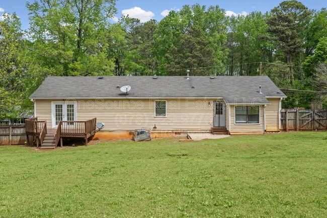 Building Photo - 1321 Timbercrest Dr