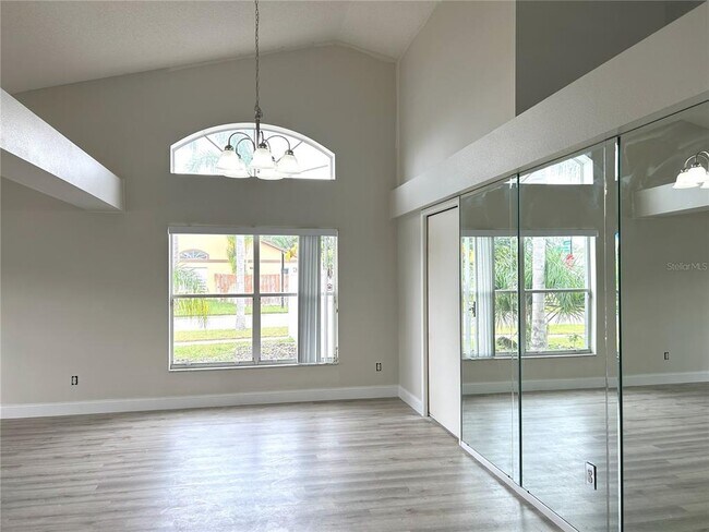 Building Photo - 11417 Glenmont Dr