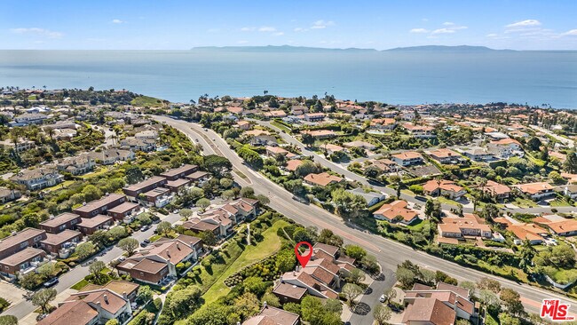 Building Photo - 106 Cresta Verde Dr