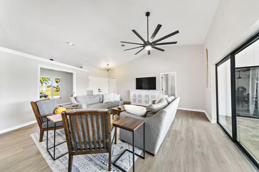 Building Photo - 27 Bunker Terrace