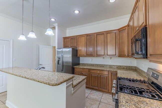 Building Photo - 321 Cypress Lakes Dr