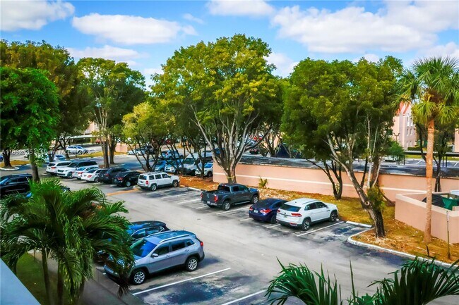 Building Photo - 15770 SW 106th Terrace