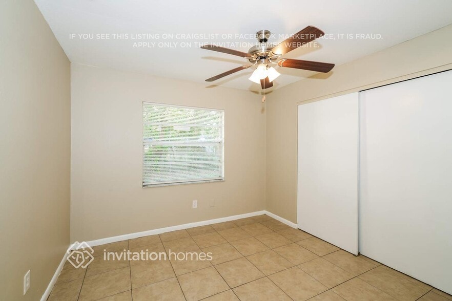 Building Photo - 2925 E 148th Ave