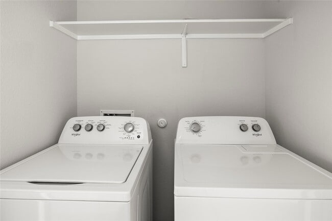 Building Photo - 116 Kendall Ln