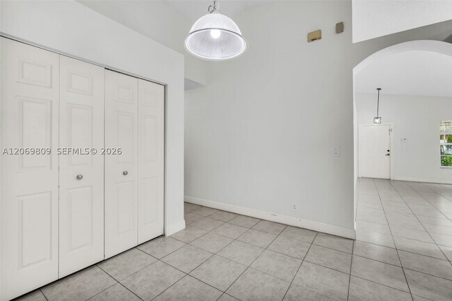 Building Photo - 2230 NW 145th Ave
