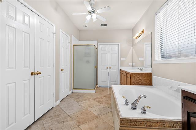 Building Photo - 4325 Boca Raton Dr