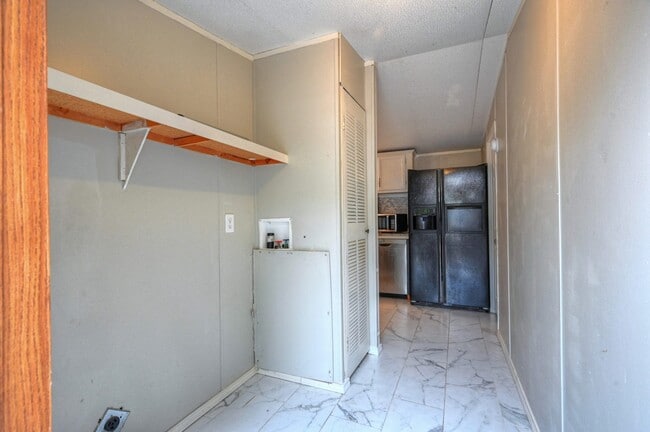 Building Photo - 13204 Enchanted Vista