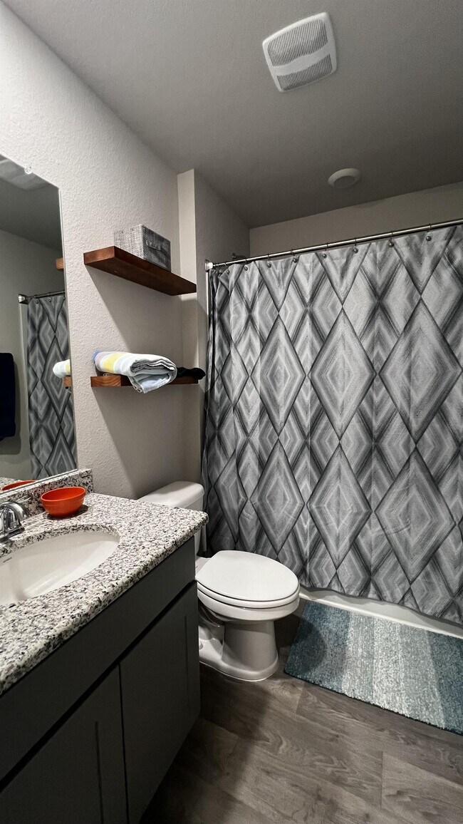 Building Photo - 10296 Brodick Lp