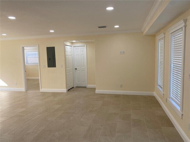 Building Photo - 5312 Birch Ave