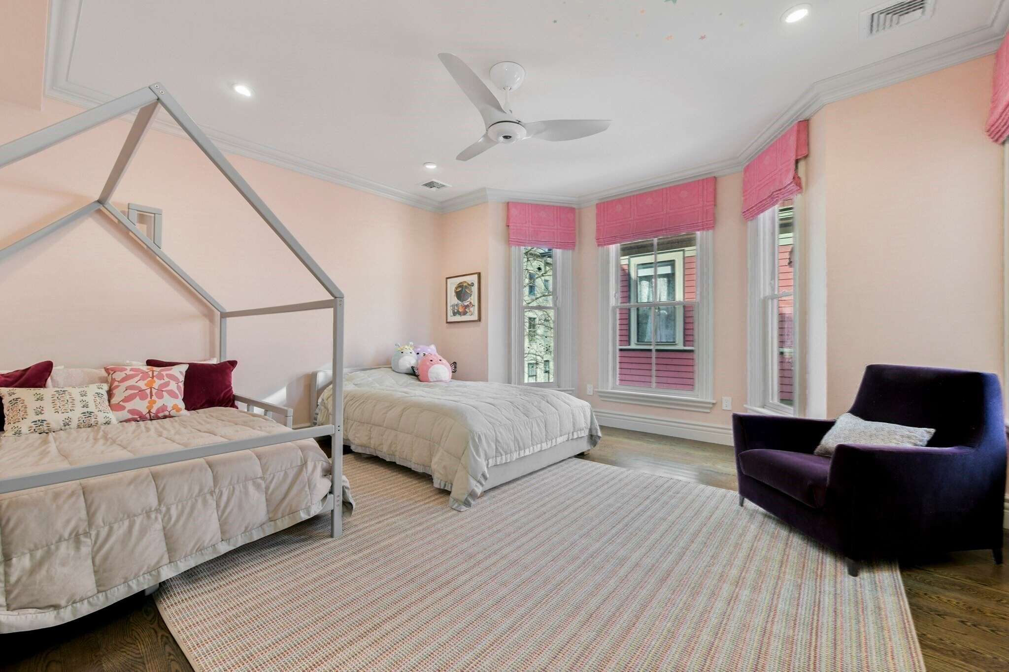 Building Photo - 13 Greenough Ave