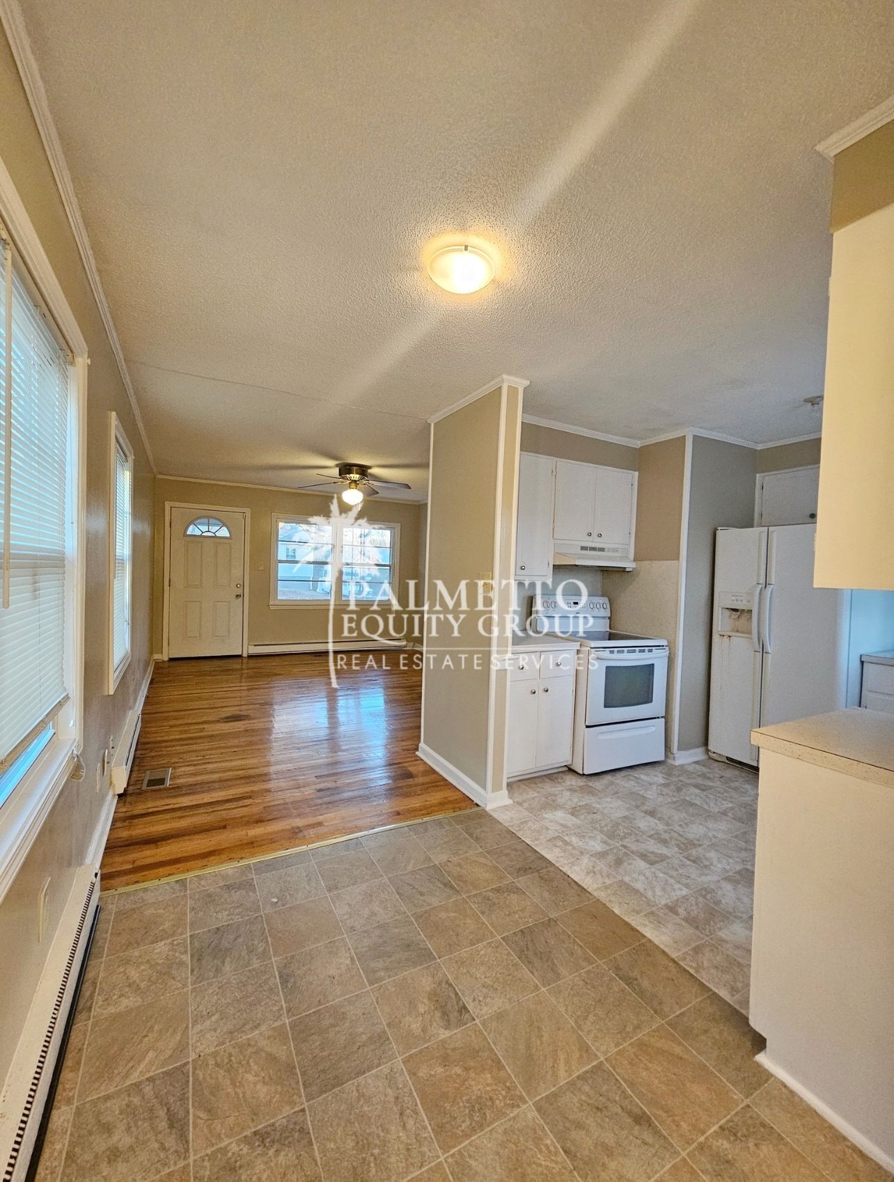 Building Photo - 2307 Maywood St