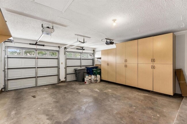 Building Photo - 4303 Rimdale Dr