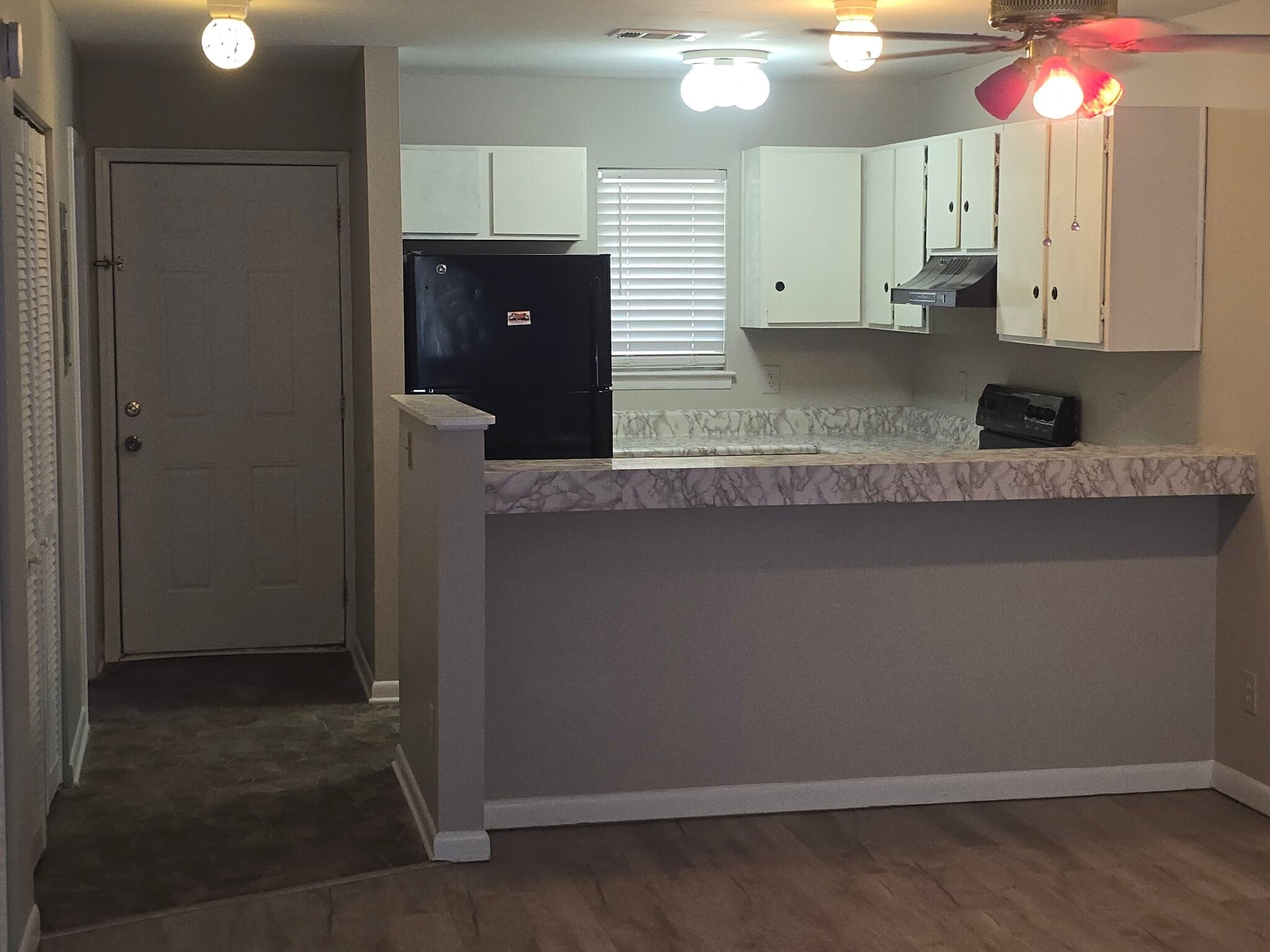 Building Photo - 1652 Eagles Pl