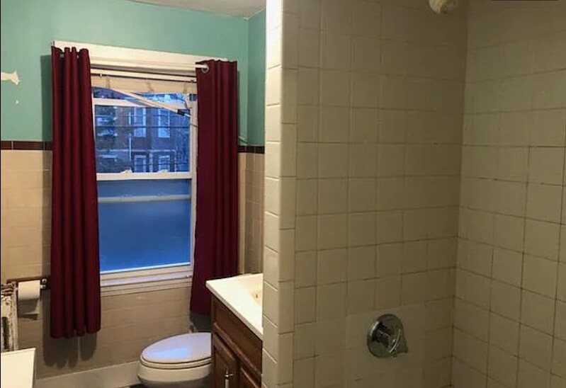 Building Photo - 28A Cherry St