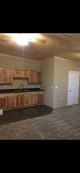 Building Photo - 324 Jay St