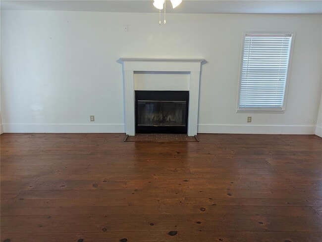 Building Photo - 20333 Sugarloaf Mountain Rd