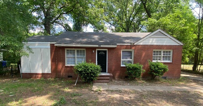Building Photo - **TOTAL ELECTRIC**2 or 3 Bedroom / 1 Bathroom Home near Ft. Benning***