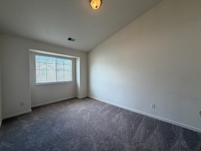 Building Photo - 5151 W 29th St