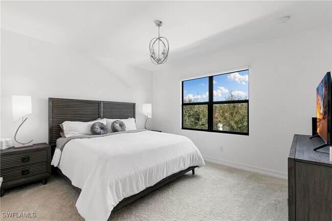 Building Photo - 7578 Rockefeller Dr