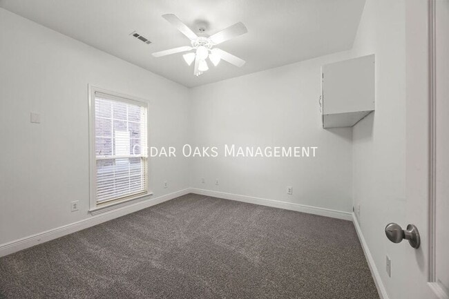 Building Photo - 6239 W Persimmon St