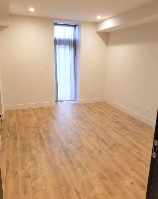 Building Photo - 31 Buttonwood St