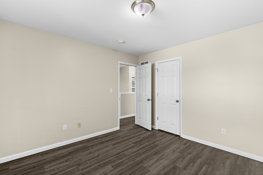 Building Photo - 1304 Mason Grove Dr