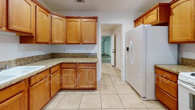 Primary Photo - 3690 Silvario Ct