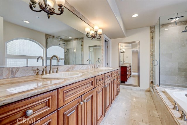 Building Photo - 594 1st St