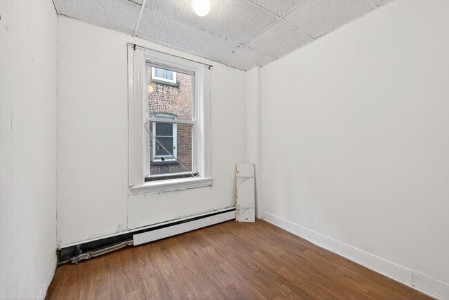 Building Photo - 584 Avenue C