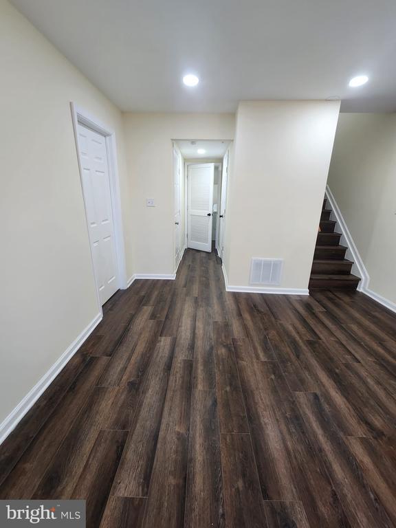 Building Photo - 14120 Silver Teal Way