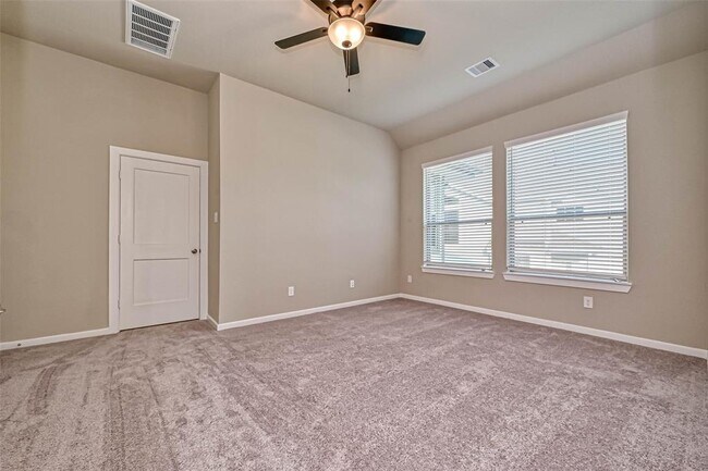 Building Photo - 497 Longleaf Pine Dr