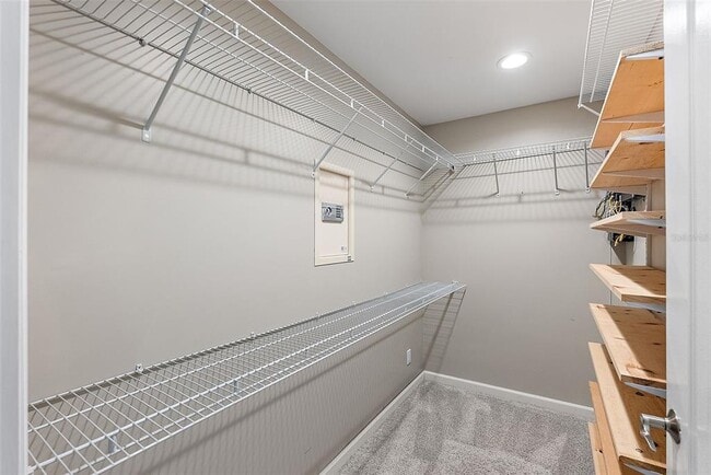 Building Photo - 5080 Oaklawn Ln