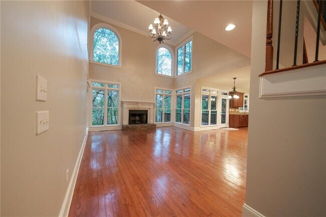 Building Photo - 1949 Point River Dr