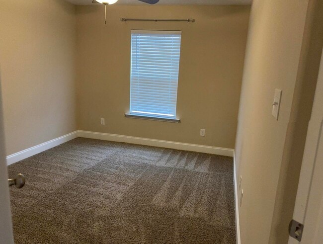 Building Photo - 3063 Margot Ln
