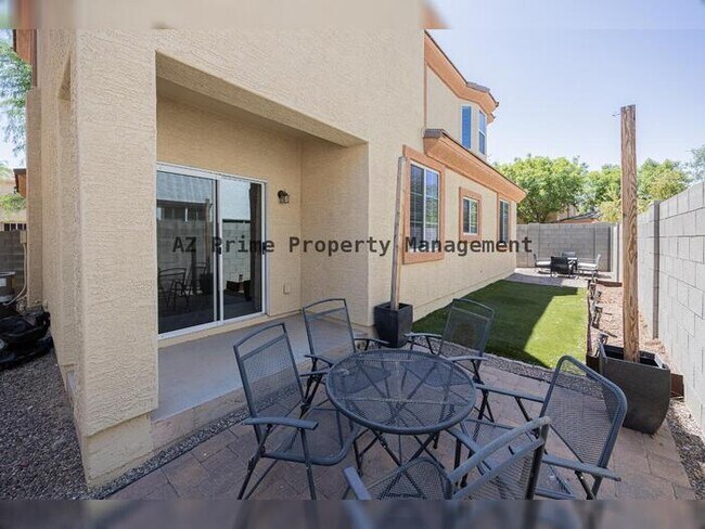 Building Photo - 7422 S 27th Way