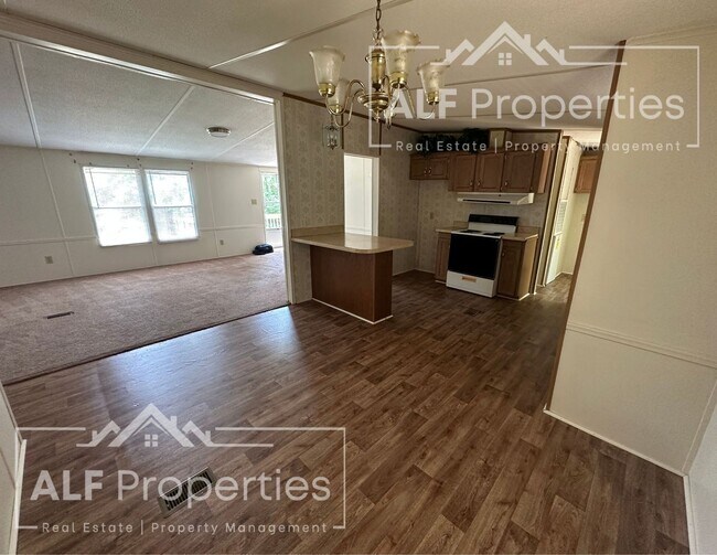 Building Photo - Peaceful 3BR Home on Plantation Drive
