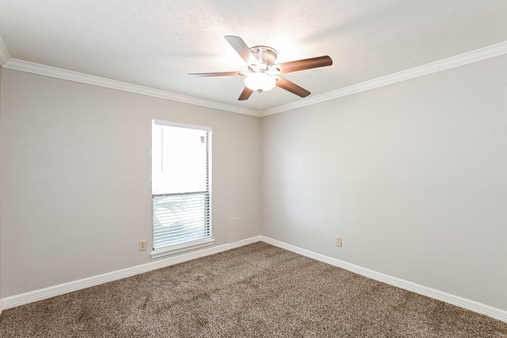 Building Photo - 2719 Killdeer Ln