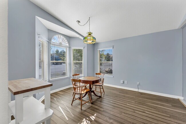 Building Photo - 2430 Telluride Dr