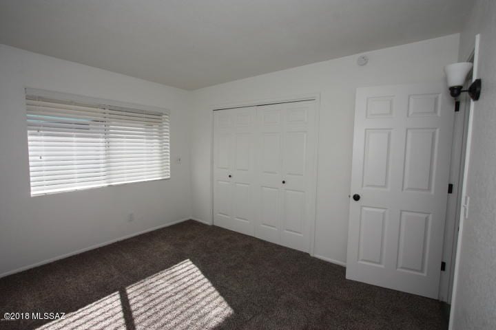 Building Photo - 3039 S Carmona Dr