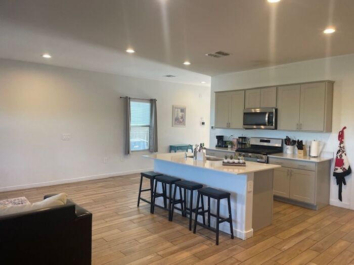 Building Photo - 3596 N Kellen Cyn Ct