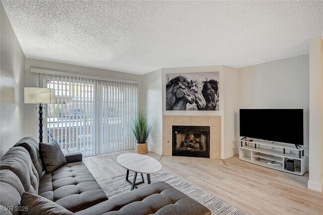 Building Photo - 2200 S Fort Apache Rd