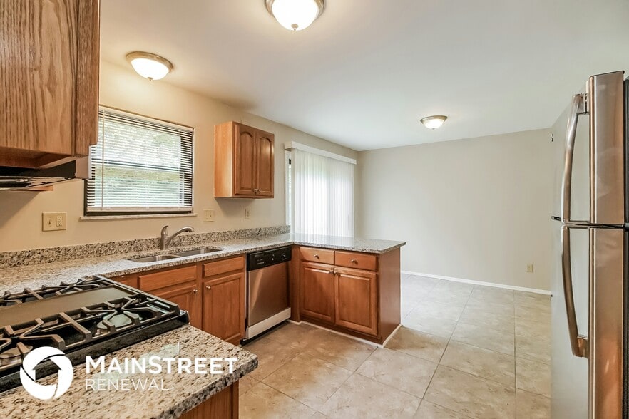 Building Photo - 1889 Birkdale Dr