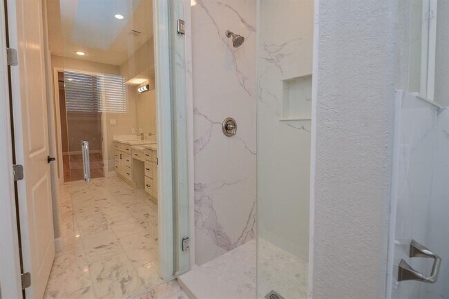 Building Photo - 15735 Tanya Cir