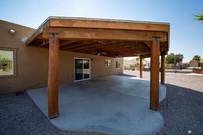 Building Photo - 13150 Onammi Ave