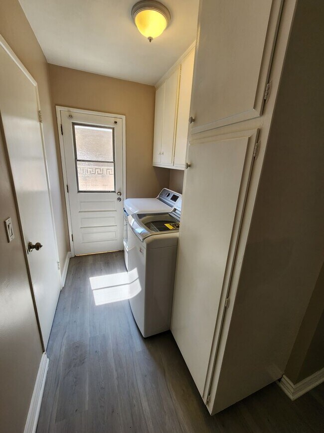 Building Photo - 14020 Faust Ave