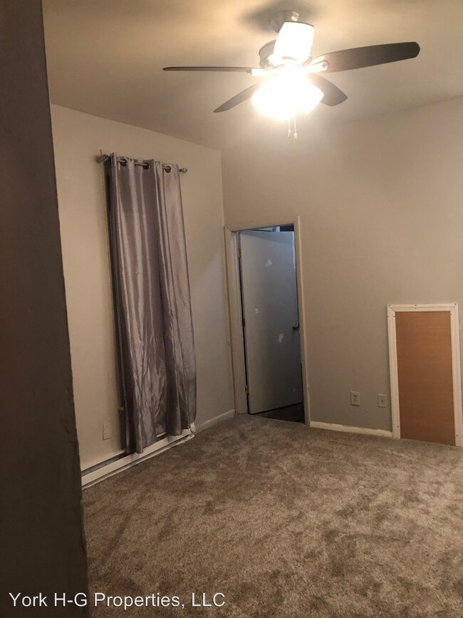 Building Photo - 1306 Vernon St