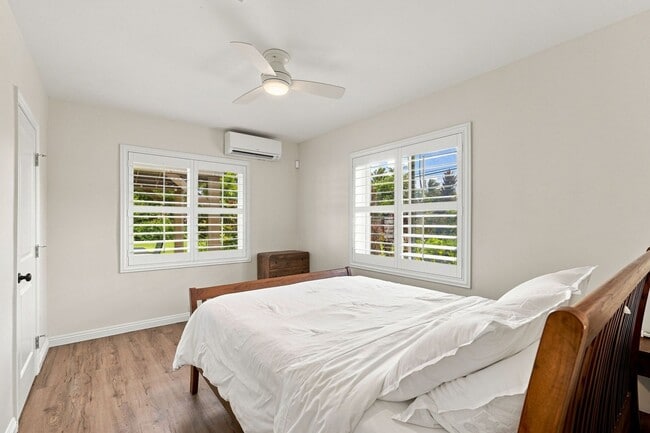 Building Photo - 110 N Kalaheo Ave